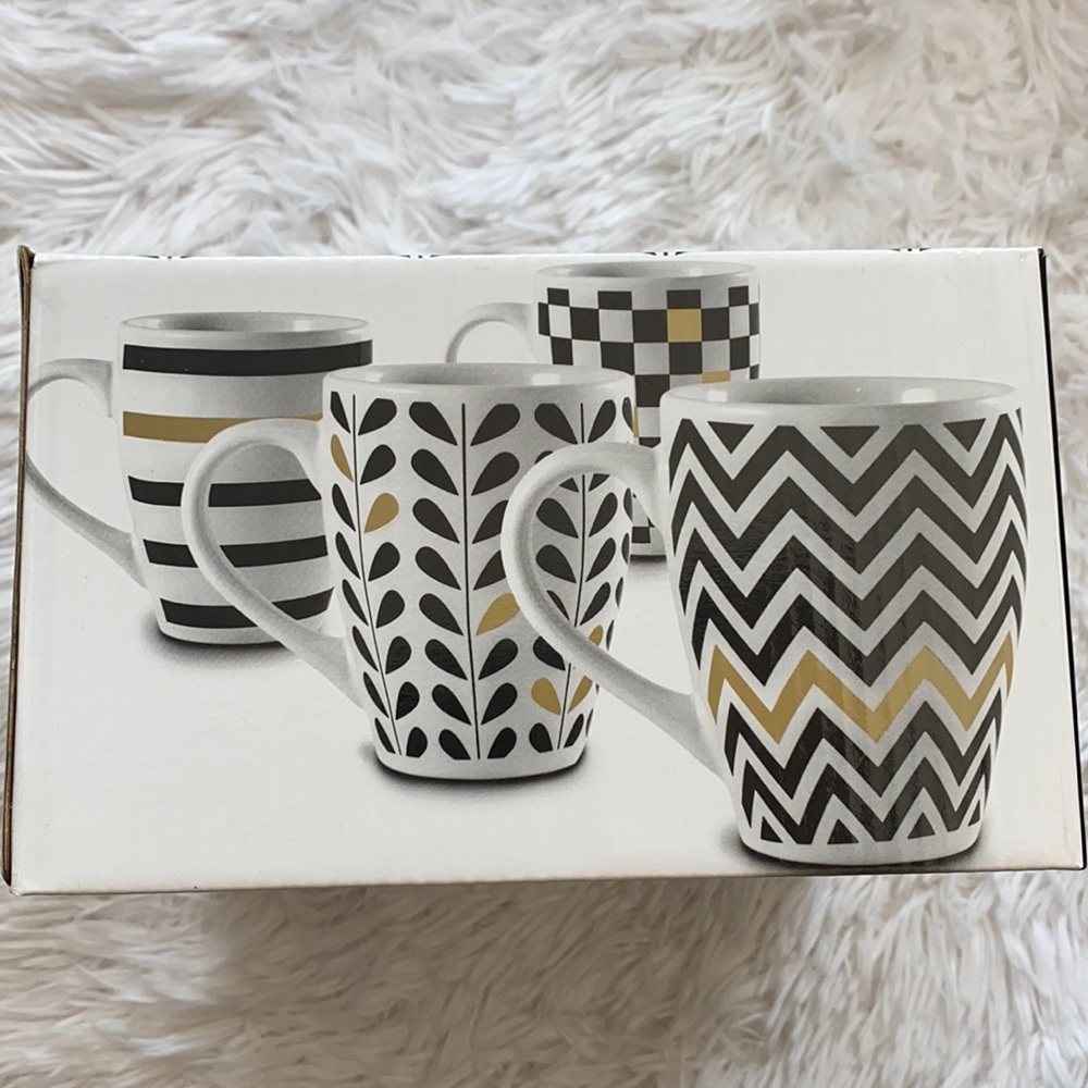Set of 4 Macys Pai Geometric Modern Coffee Mugs